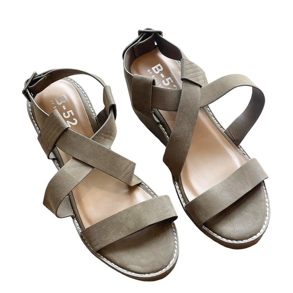 B-52 by Bullboxer Ivvy Sandals Adjustable Buckle Strap Olive Size 9 - Picture 9 of 12